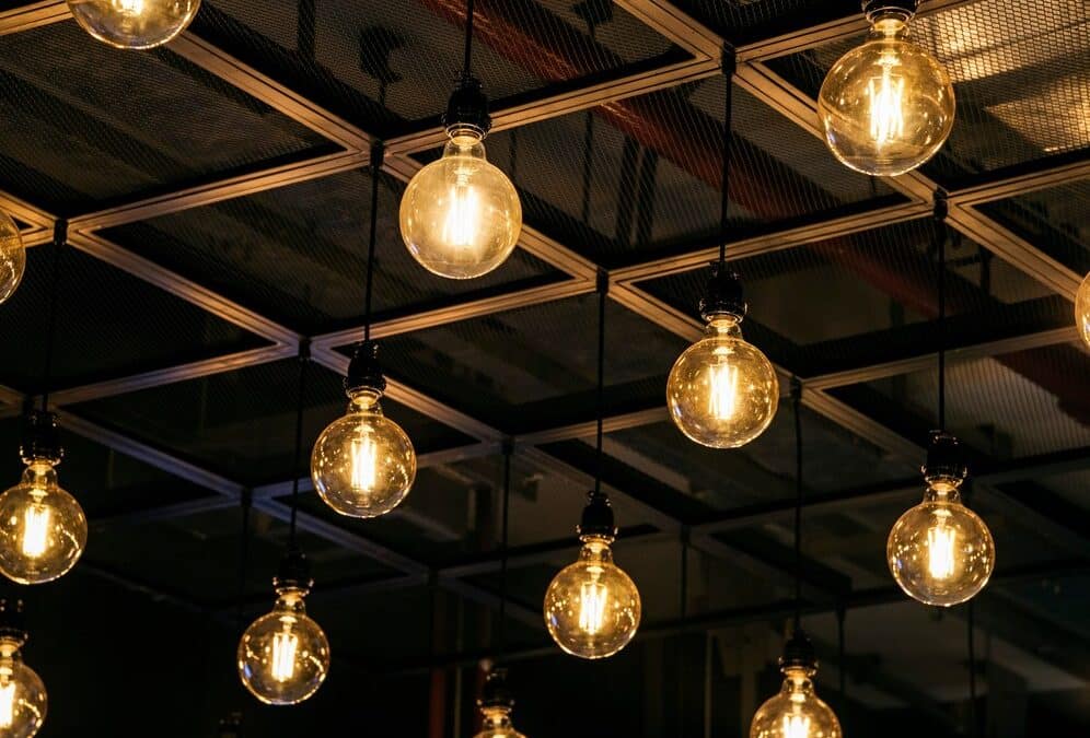 Guide to Choosing Energy-Efficient Light Bulbs